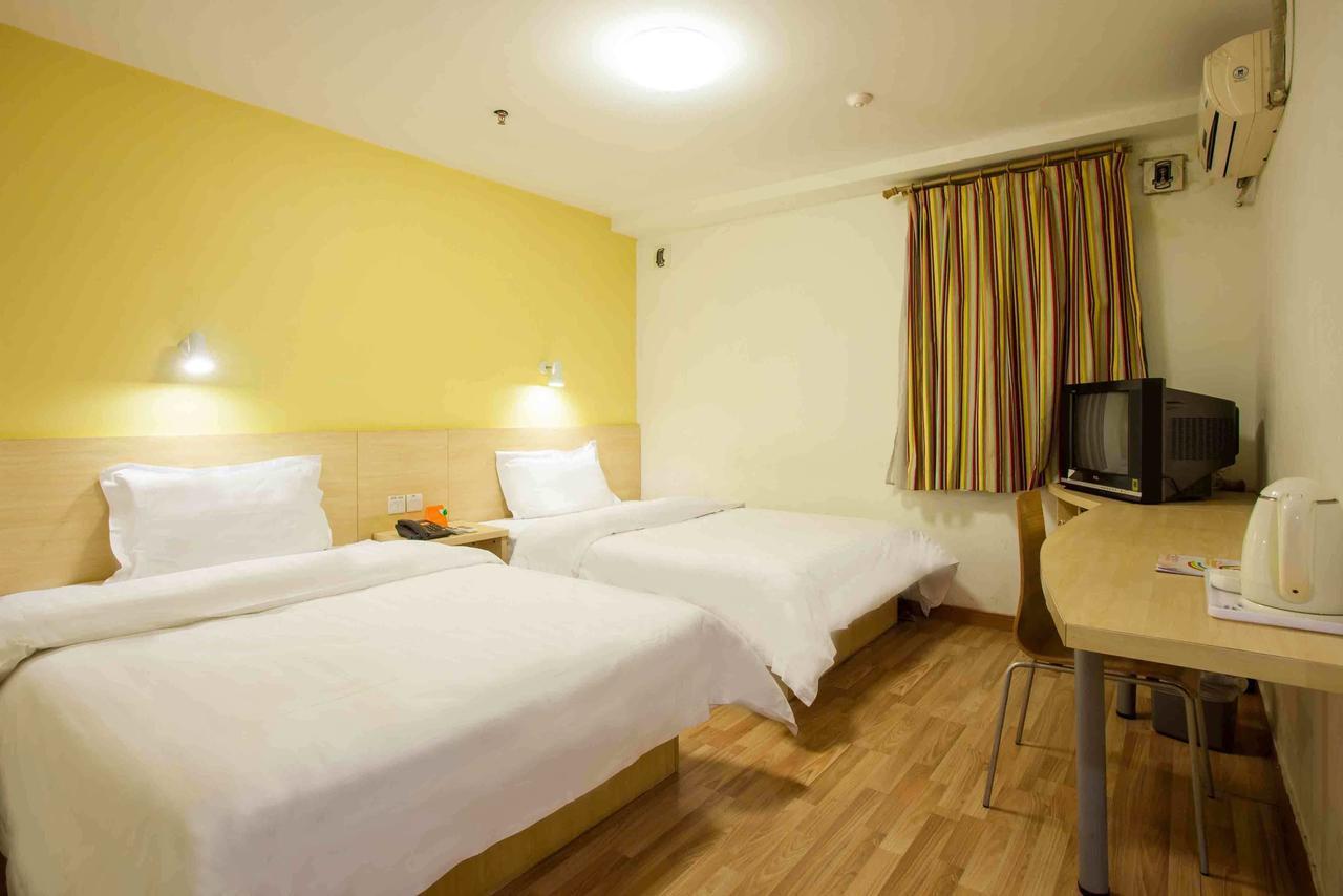 7Days Inn Shanghai Yichuan Road Xangai Exterior foto