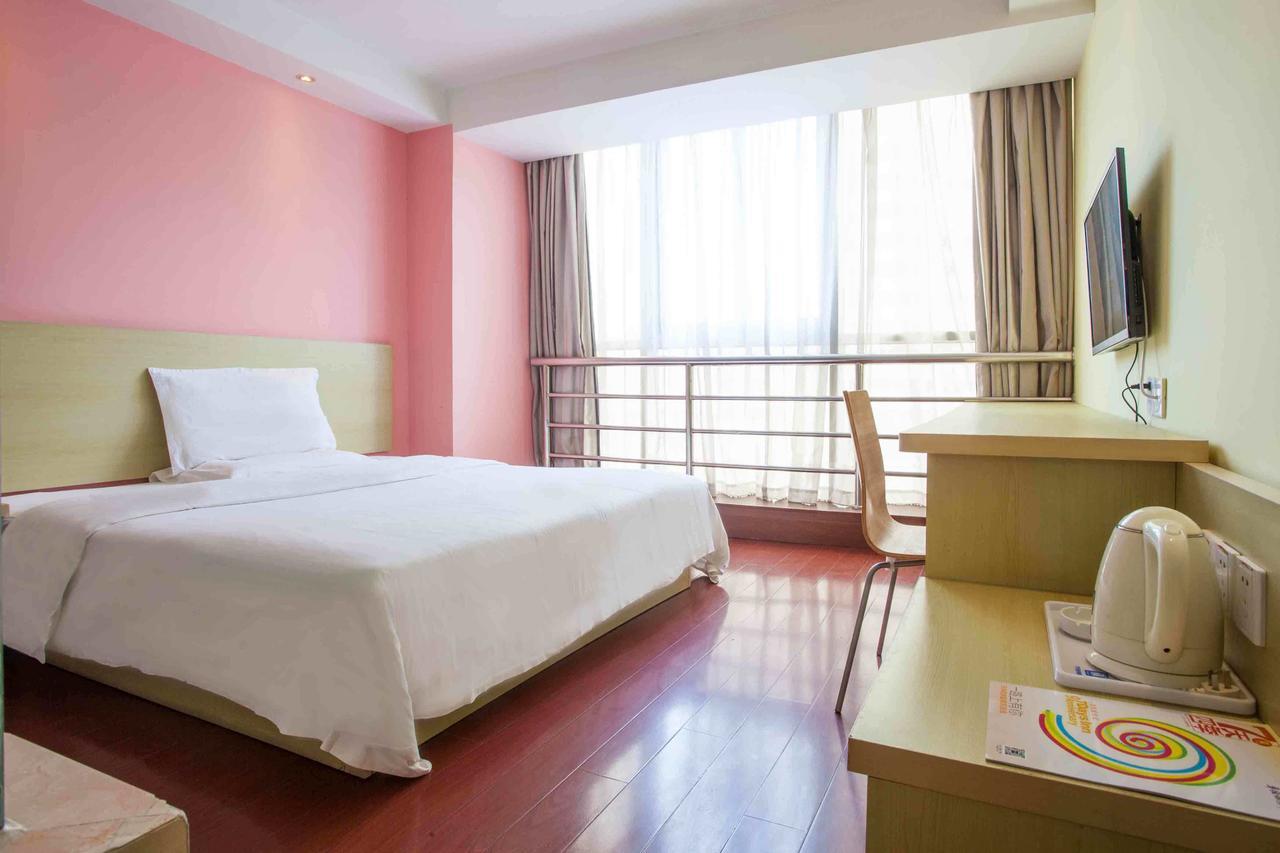 7Days Inn Shanghai Yichuan Road Xangai Exterior foto