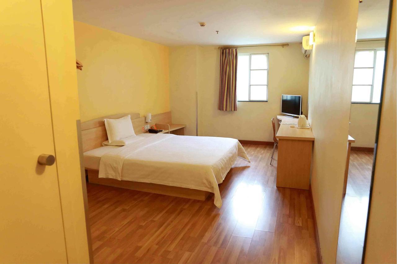 7Days Inn Shanghai Yichuan Road Xangai Exterior foto